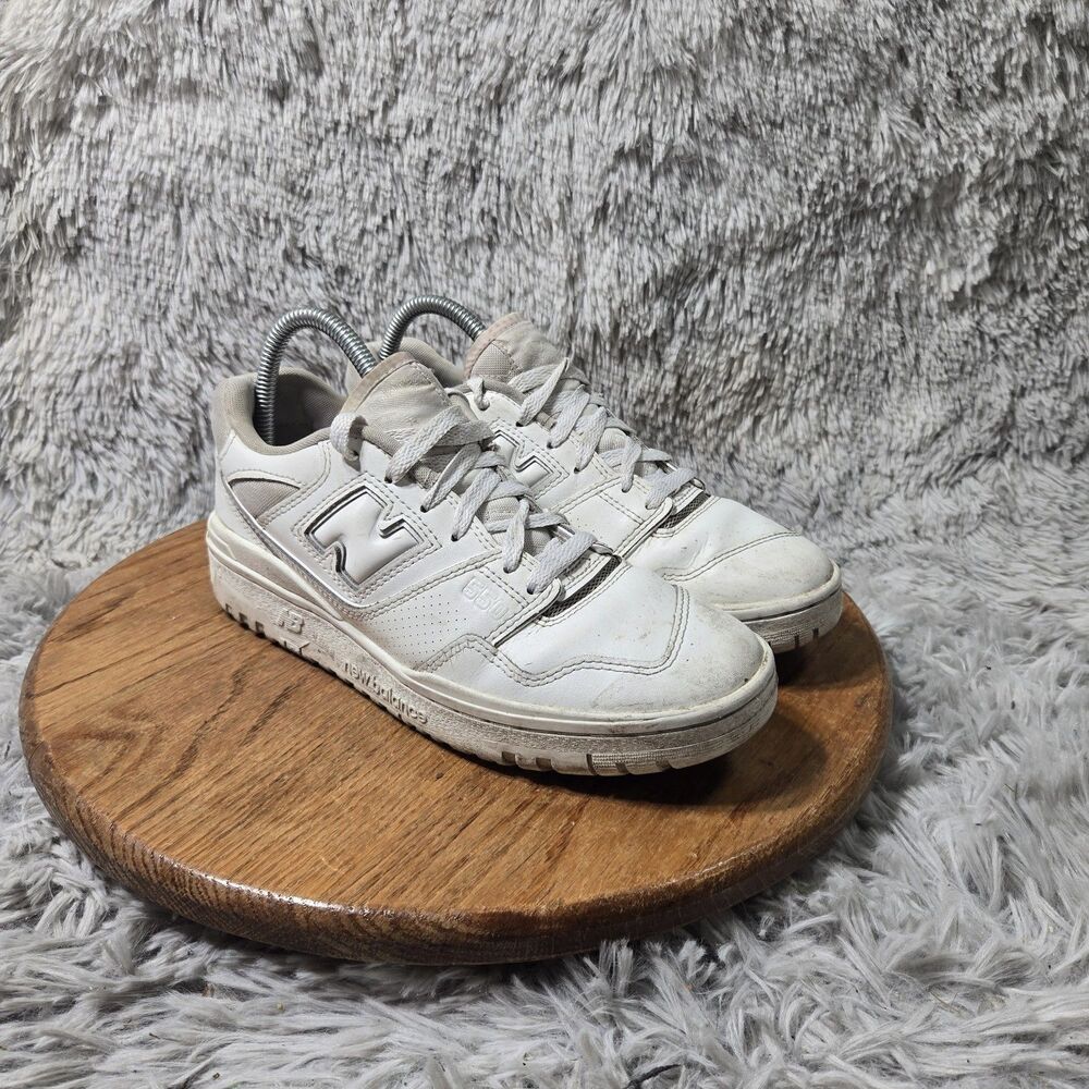 New Balance 550 White Basketball Retro Sneakers Size Mens 7 Womens 8.5 Shoes